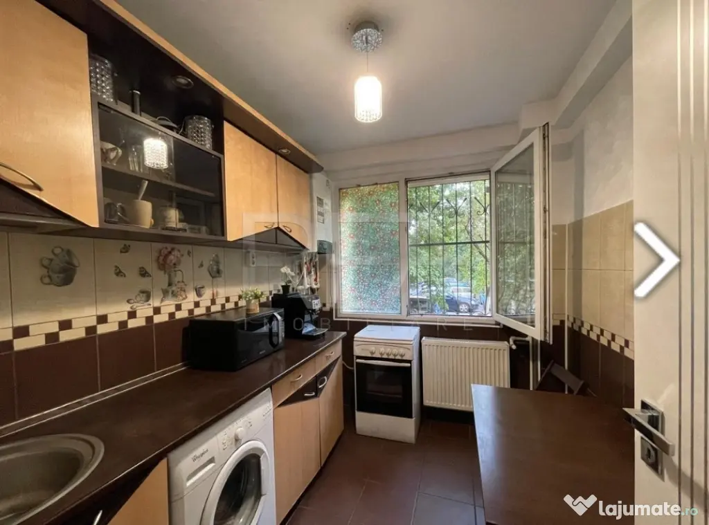 2 camere decomandat | 50 mp | Metrou Dristor