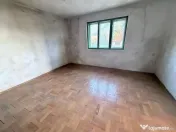 Apartament spațios la casa- preț atractiv/COVASNA