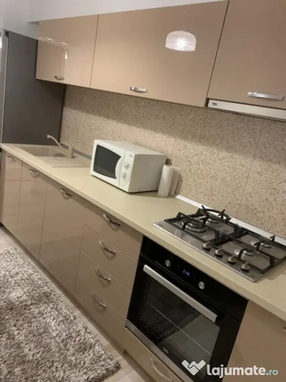 Apartament 2 camere decomandat de închiriat – Dacia - Constanta (Constanta)