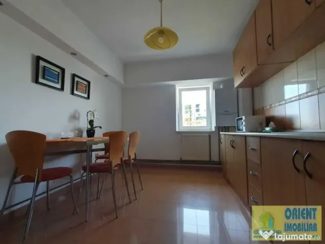 Faleza Nord, de inchiriat 2 camere, mobilat, gaze, termen lung - Constanta (Constanta)