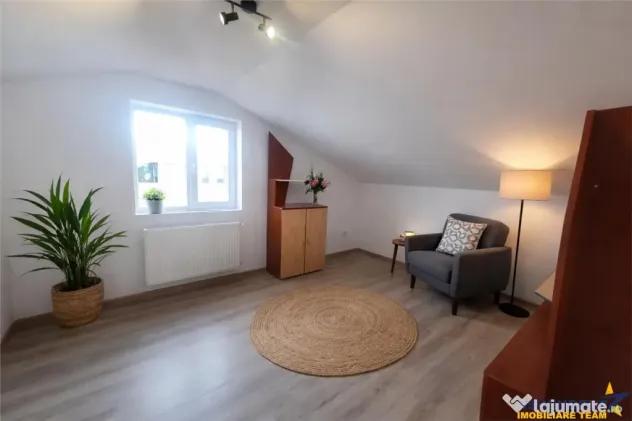 Casa la pret de apartament, curte individuala, terasa, toate - Brasov (Brasov)