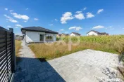 CASĂ INDIVIDUALĂ MODERNĂ ÎN STUPINI-500 mp teren 