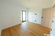 CASĂ INDIVIDUALĂ MODERNĂ ÎN STUPINI-500 mp teren 