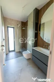 CASĂ INDIVIDUALĂ MODERNĂ ÎN STUPINI-500 mp teren 