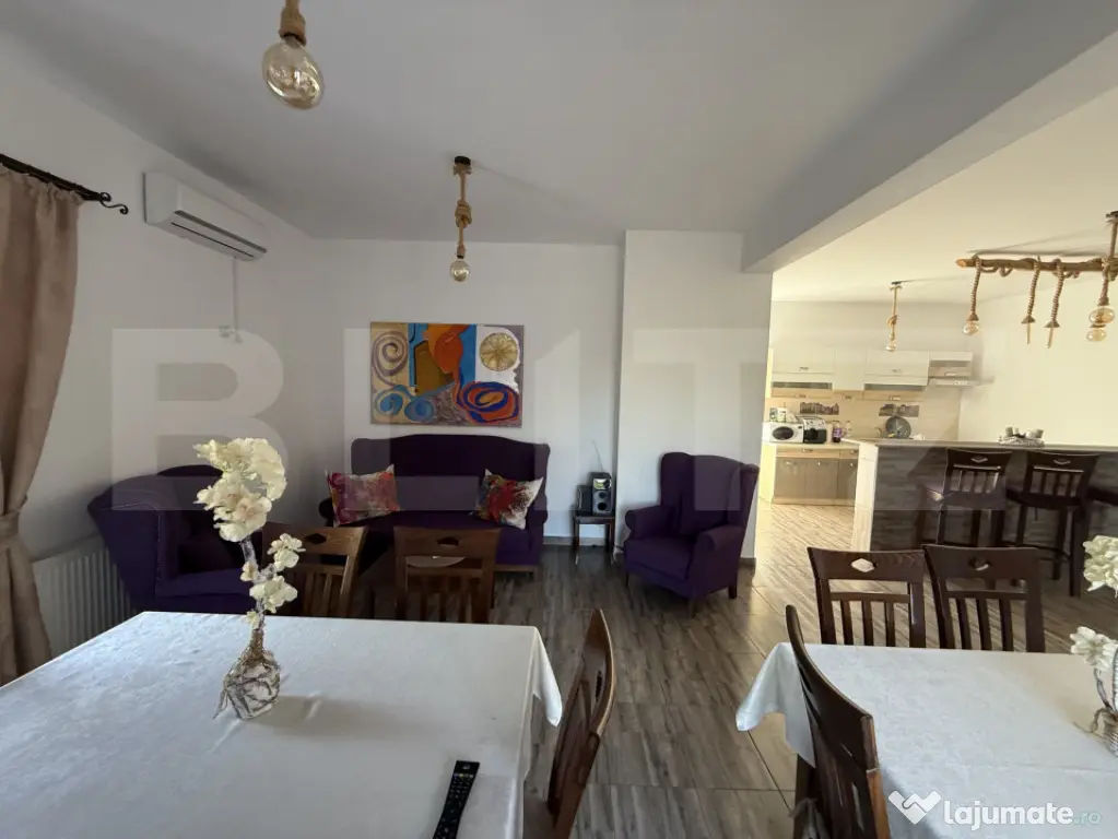 Pensiune cu 4 camere, teren 1570 mp, zona Lazuri - Lazuri (Satu-Mare)