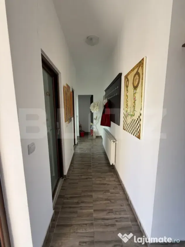Pensiune cu 4 camere, teren 1570 mp, zona Lazuri - Lazuri (Satu-Mare)