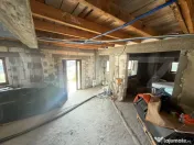Casa de vaznare 215mp, teren 1500mp, zona Gura Vaii