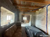 Casa de vaznare 215mp, teren 1500mp, zona Gura Vaii