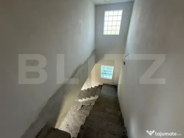 Casa de vaznare 215mp, teren 1500mp, zona Gura Vaii - Craiova (Dolj)
