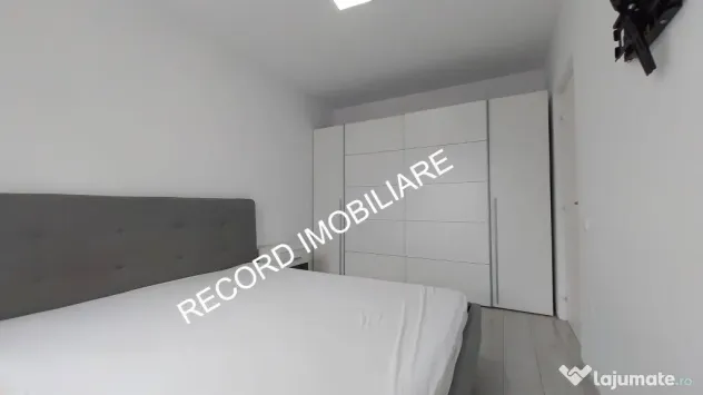 Apartament 2 camere, et.2, balcon, garaj subteran, lift Floresti - Cluj-Napoca (Cluj)