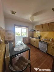 Apartament luminos cu 2 camere, centrală proprie și aer co 