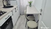Inchiriez garsoniera in Deva, langa Primarie, et 2, PRIMA INCHIRIERE.
