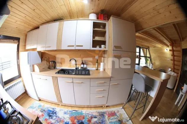 A frame finalizat, mobilat și utilat, cu 2000 mp teren - Vama (Suceava)
