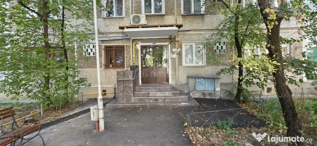 Apartament 3 cam, CF 2 , semidecomandat Circumvalatiunii - Timisoara (Timis)