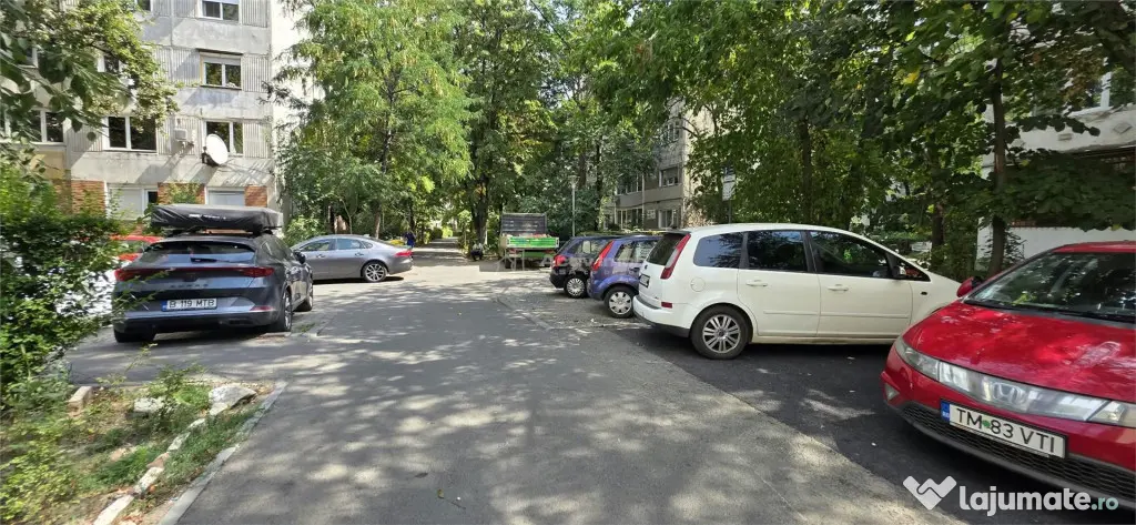 Apartament 3 cam, CF 2 , semidecomandat Circumvalatiunii - Timisoara (Timis)