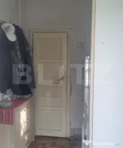 CASA CU 2 CAMERE CURTE SI GRADINA 