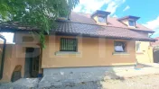 Casă finalizată recent, la cheie – Purcăreni, Tărlunge