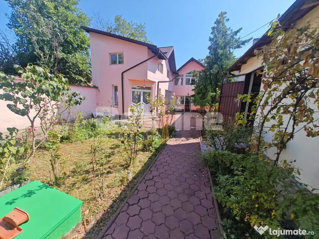 Casă spațioasă cu 7 camere, ideală pentru familie num... - Ploiesti (Prahova)