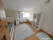 Casă spațioasă cu 7 camere, ideală pentru familie num...