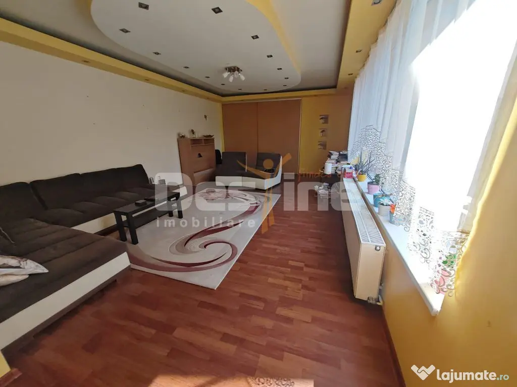 Casă spațioasă cu 7 camere, ideală pentru familie num... - Ploiesti (Prahova)