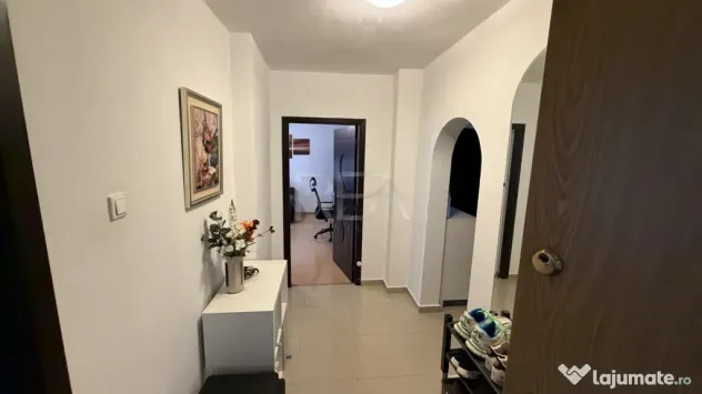 3 camere Vitan decomandat, et. 3, an 1992, metrou, 76 mp - Bucuresti (Bucuresti-Ilfov)