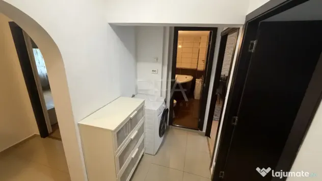 3 camere Vitan decomandat, et. 3, an 1992, metrou, 76 mp - Bucuresti (Bucuresti-Ilfov)
