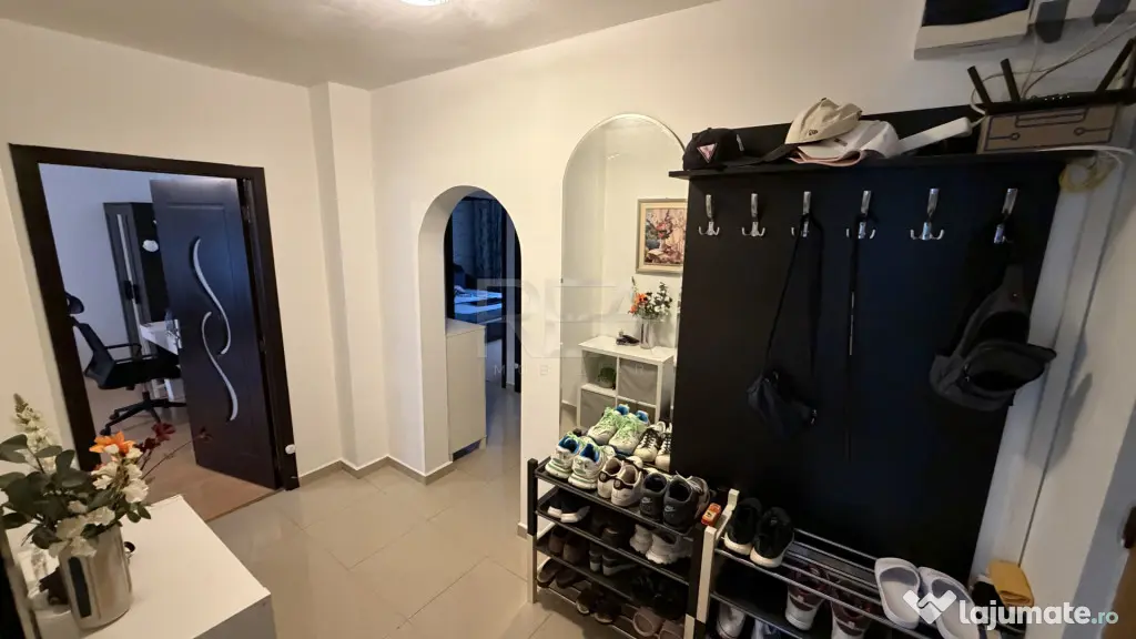 3 camere Vitan decomandat, et. 3, an 1992, metrou, 76 mp - Bucuresti (Bucuresti-Ilfov)