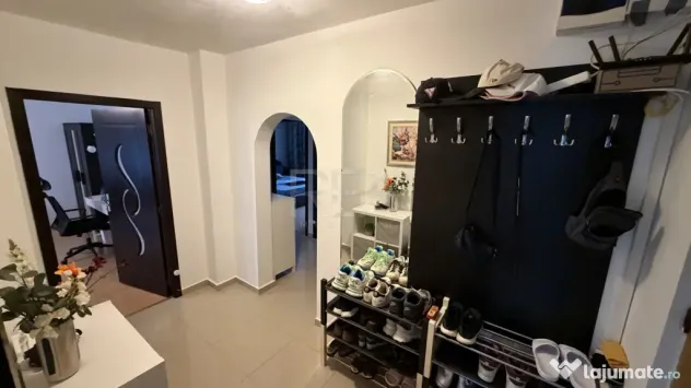 3 camere Vitan decomandat, et. 3, an 1992, metrou, 76 mp - Bucuresti (Bucuresti-Ilfov)