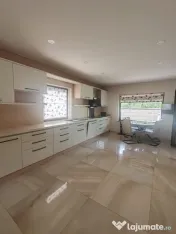 Rezidență premium 315 mp – 3 dormitoare cu baie proprie