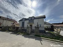 Casa individuala 17 incaperi 257 mp utili zona Someseni