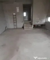 Casa individuala 17 incaperi 257 mp utili zona Someseni 