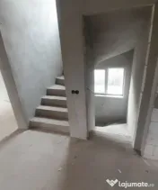 Casa individuala 17 incaperi 257 mp utili zona Someseni 
