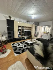 Apartament 3 camere, 64 mp, zona Materna