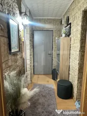 Apartament 3 camere, 64 mp, zona Materna