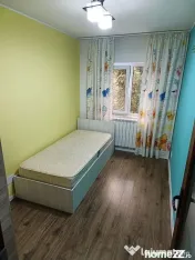 DE inchiriat apartament cu 3 camere, General. etaj 2, 450...