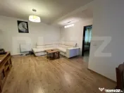 Apartament 3 camere, parcare, zona Sesul de sus 