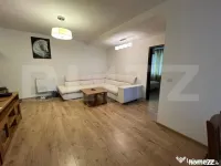 Apartament 3 camere, parcare, zona Sesul de sus 