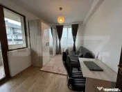 Apartament 3 camere, parcare, zona Sesul de sus 