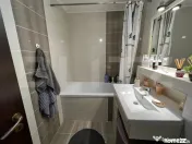 Apartament 3 camere, parcare, zona Sesul de sus 