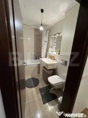 Apartament 3 camere, parcare, zona Sesul de sus 