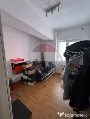 Apartament cu 3 camere in zona sud