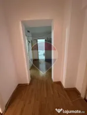 Apartament cu 3 camere in zona sud
