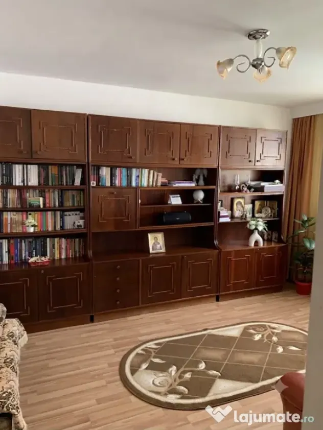 Apartament de vânzare