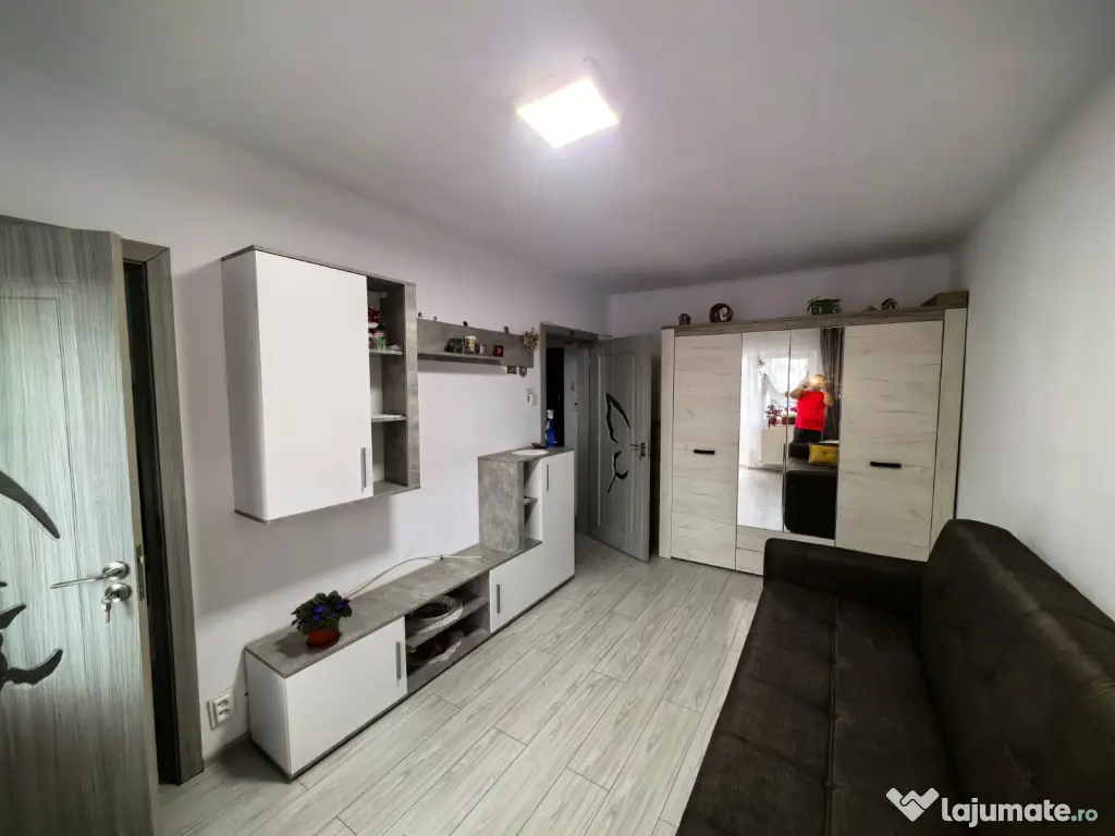 Garsoniera langa Liceul Alimentar