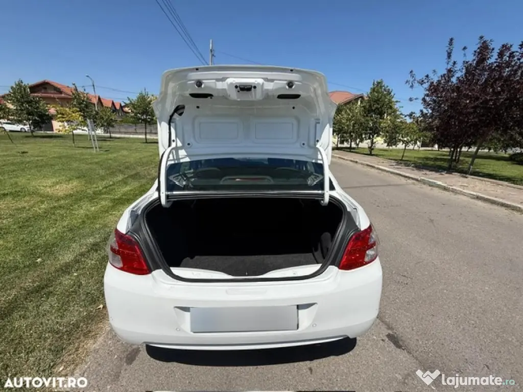 Peugeot 301 1.6 BlueHDI FAP Allure