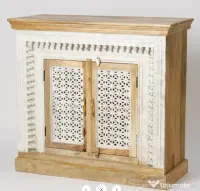 Comoda din Lemn Sculptat