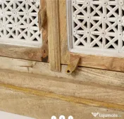 Comoda din Lemn Sculptat 
