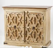 Dulap din Lemm cu Usi Sculptate 