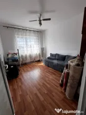 Apartament cu 4 camere, ultracentral, 80mp, cu parcare 