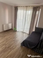 Apartament 2 camere Avangarden Tractorul, parcare proprie,13